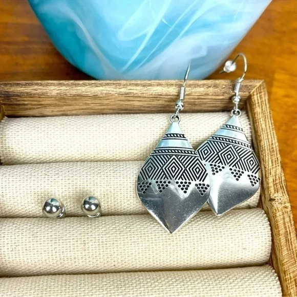 Aztec Dangle & Silver Stud Earrings - Picture 1 of 3